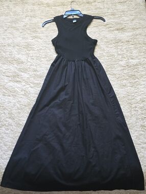 Women’s Black Sleeveless Maxi Dress